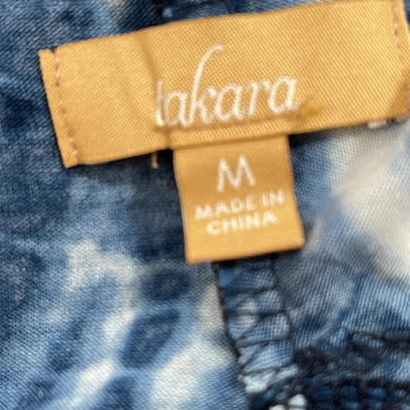 TAKARA “YOUNG AND FREE” Scoop Neckline Tie-Dye Open Back Graphic Tee Size M NEW - Picture 6 of 10